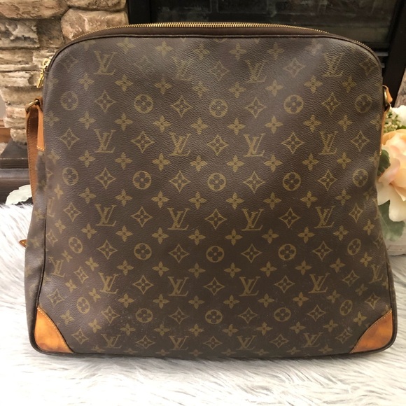 Authentic Louis Vuitton Monogram bag - Picture 3 of 8
